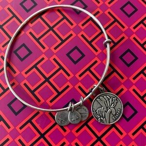 Alex and Ani | Sister Charm Bracelet